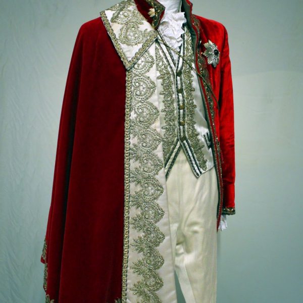 19th CENTURY - La compagnie du costume